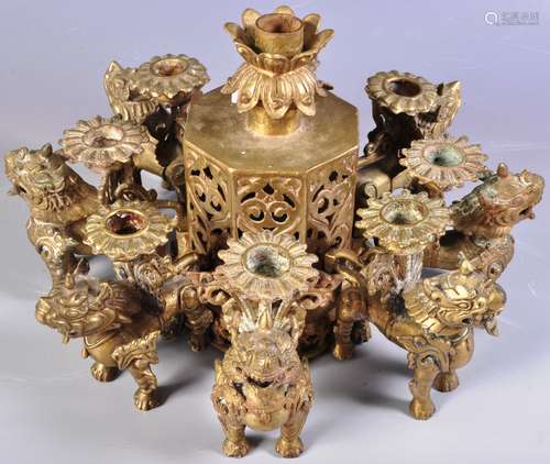 19TH CENTURY TIBETAN FOO DOG CENTREPIECE