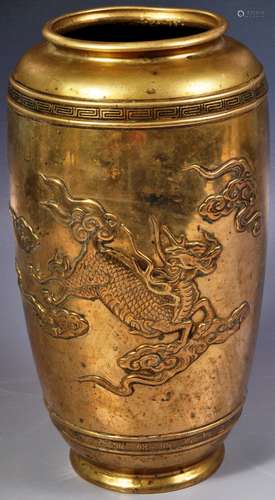 EARLY 20TH CENTURY CHINESE BRONZE VASE WITH MYTHIC CREATURE ...