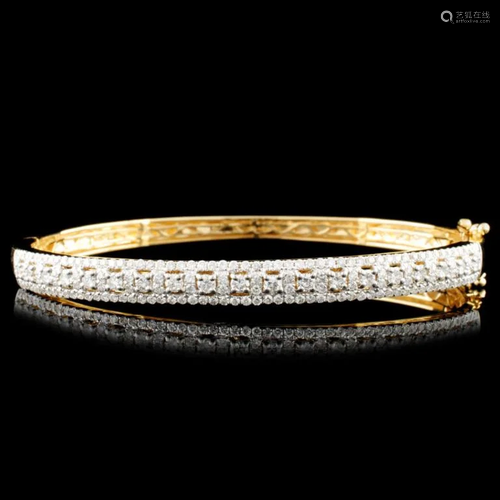 14K Gold 1.95ctw Diamond Bangle