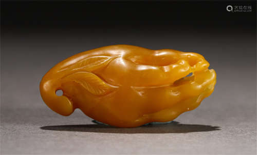 A CHINESE SOAPSTONE ORNAMENTS