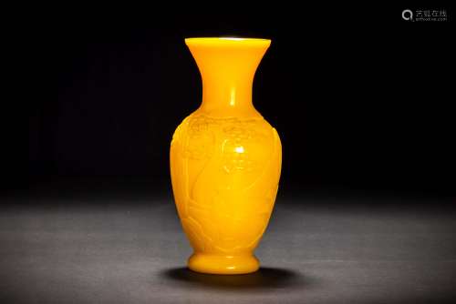 乾隆年製款 黄料人物紋瓶 琉璃 乾隆硝子瓶