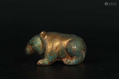 A GILT BRONZE FIGURE OF BEAST