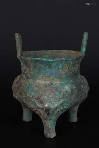 A BRONZE TRIPOD INCENSE BURNER