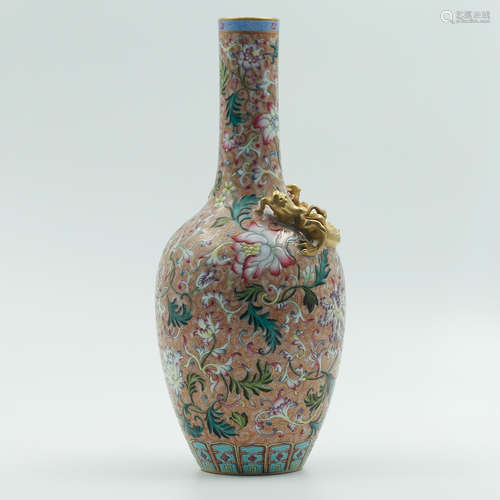 Chinese Famille Rose Porcelain Vase