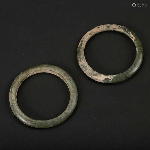 Chinese Jade Bangles, Pair