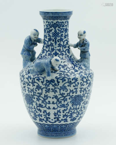 Chinese Blue White Porcelain Vase