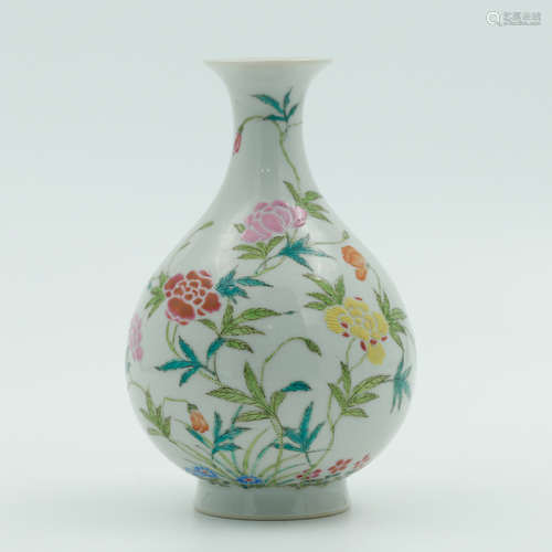 Chinese Famille Rose Porcelain Vase