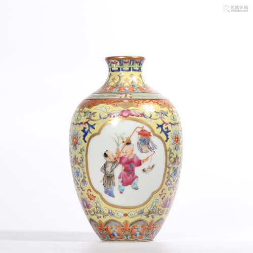 Chinese famille rose porcelain vase, marked