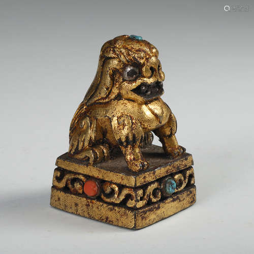 Chinese Gilt Bronze Foolion Seal