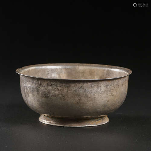 CHINESE TANG DYNASTY PURE SILVER BOWL