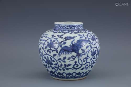 Blue and white phoenix pattern wrapped lotus jar