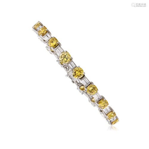 TREATED COLORED DIAMOND AND DIAMOND BRACELET