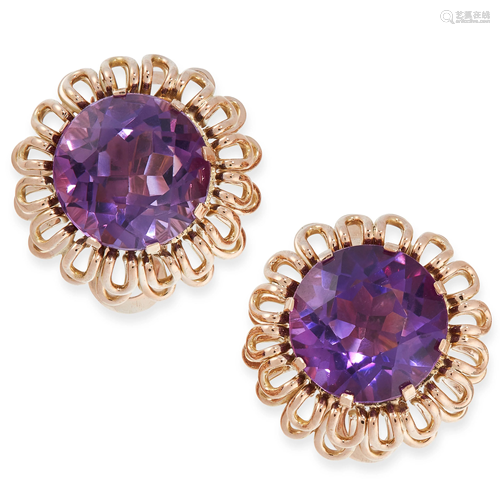 A PAIR OF AMETHYST CLIP EARRINGS in yellow gold, each