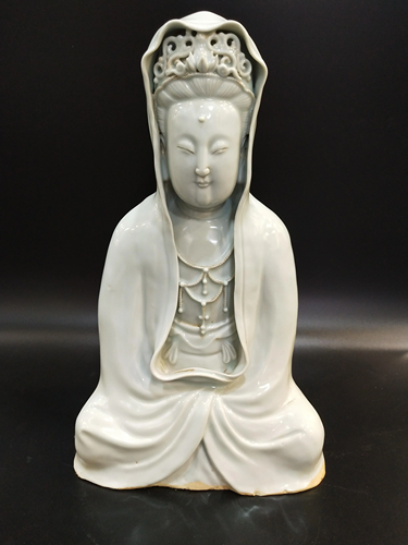 CHINESE WHITE GLAZED GUANYIN