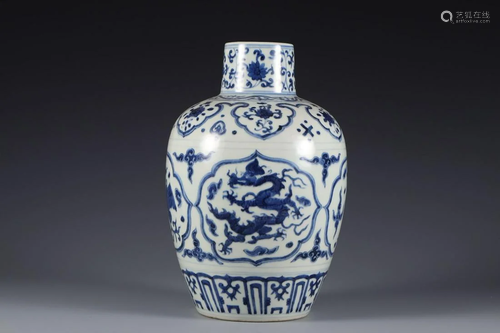 CHINESE BLUE AND WHITE VASE,JIAJING MARK