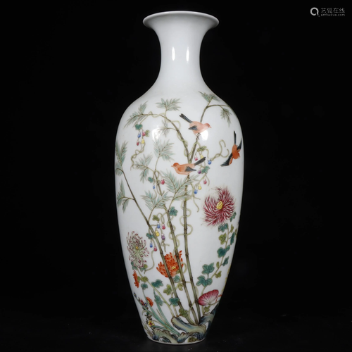 CHINESE FAMILLE ROSE VASE,JIAQING MARK