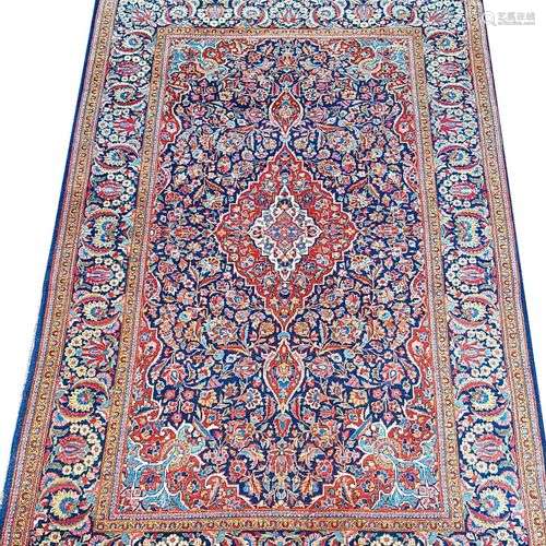 Carpet, 210 x 136 cm
