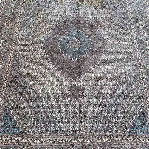 Carpet, 348 x 248 cm
