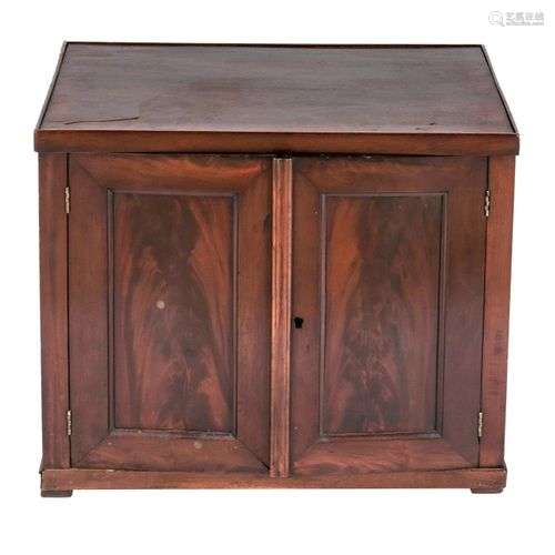 Biedermeier half cupboard around 1820, mahogany, rest-.condi...