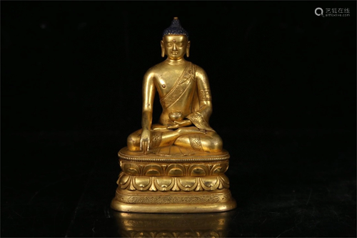 A Gilt Bronze Buddha Statue