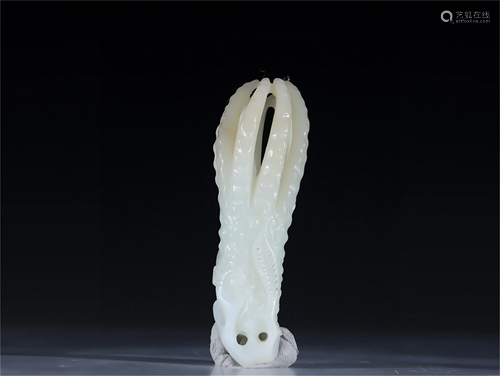 A Carved Jade Buddha Hand Ornament