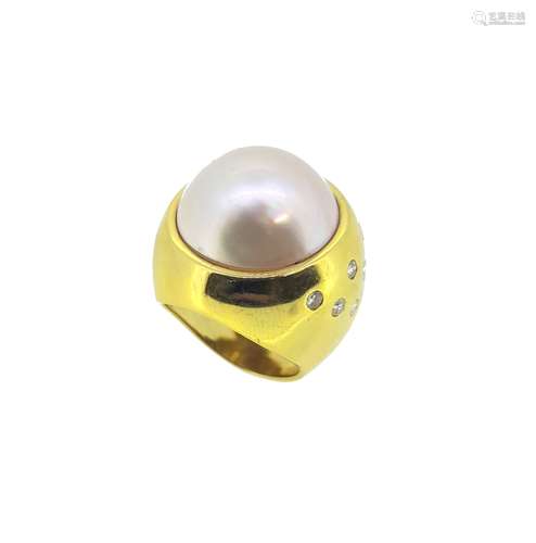 A mabé pearl and diamond cocktail ring,