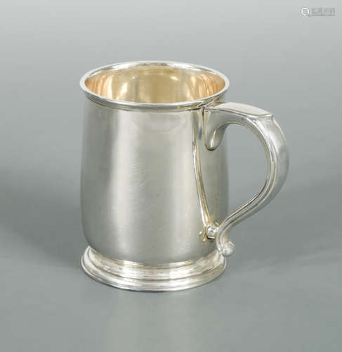 A George VI silver child's tankard,