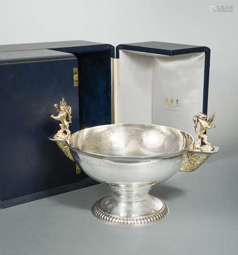 A 20th century parcel gilt silver commemorative bowl, mark o...