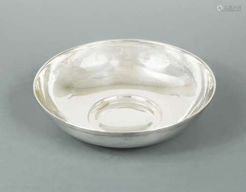 A George V silver fruit bowl,