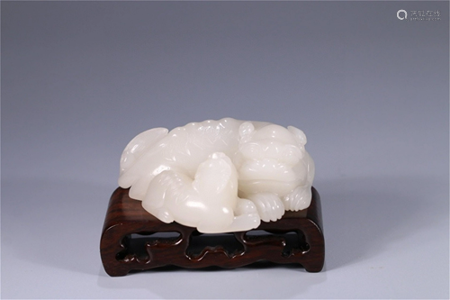 A Carved Jade Beast Shaped Decoration