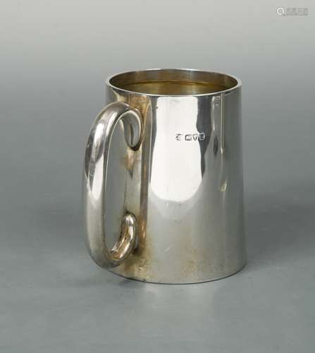 Chester - A George V silver tankard,