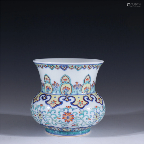 A Dou-Cai Glazed Porcelain Jar with Flower Pattern