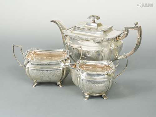 Dublin - A George III harlequin three-piece tea set of subst...