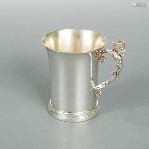 A 20th century silver mug, mark of A.E. Jones,