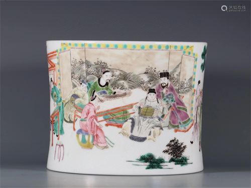 A Wu-Cai Glazed Porcelain Brush Pot