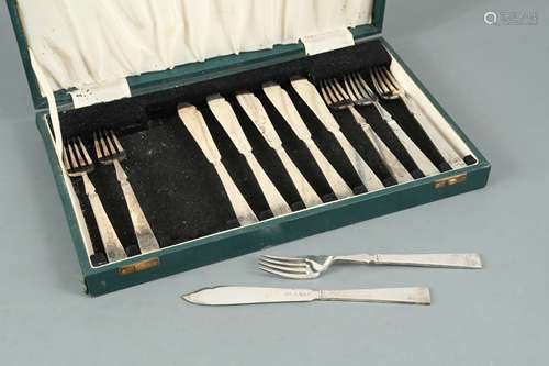 A cased set of six pairs of 20th century silver fish eaters,