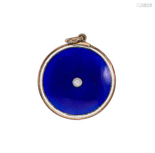 An early 20th century guilloché enamel pendant,