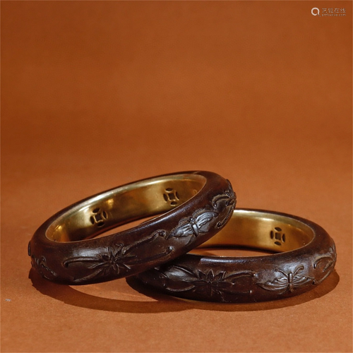 A Carved Agarwood Bracelet