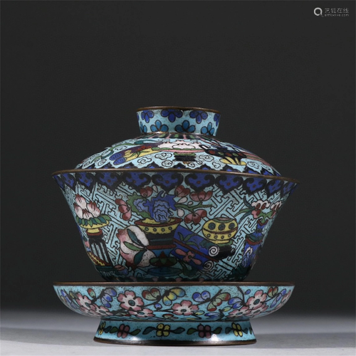 A Chinese Cloisonne Bowl with Cover