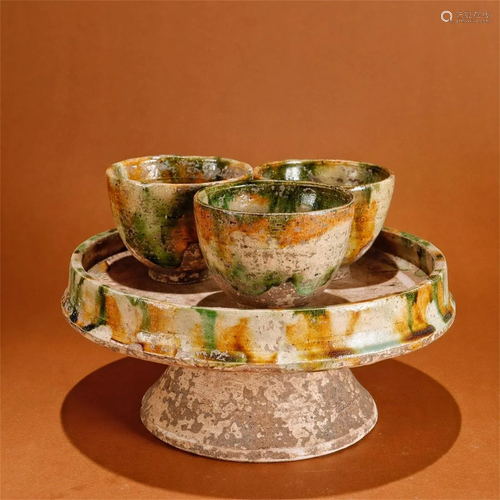 A Set of Chinese San-Cai Glazed Porcelain Cups