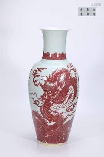 Glaze red sea water dragon pattern Guanyin bottle