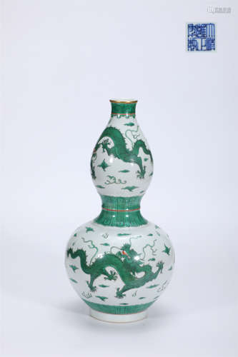 Green glaze gold dragon gourd bottle