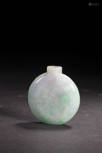 Chinese Hard Jade Snuff Bottle