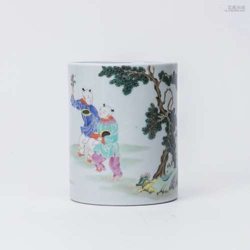 Chinese Famille Rose Porcelain Brush Pot