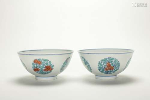 Chinese A Pair Of Porcelain Bowls