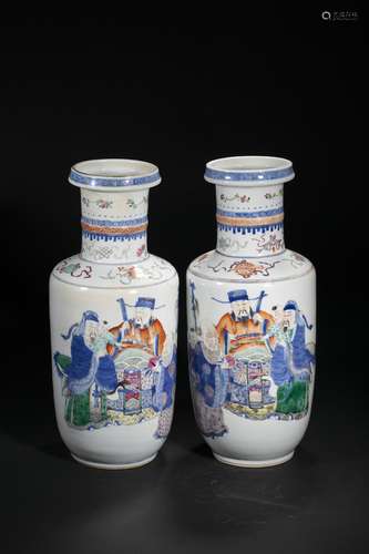 Chinese A Pair Of Verte Rose Porcelain Bottles