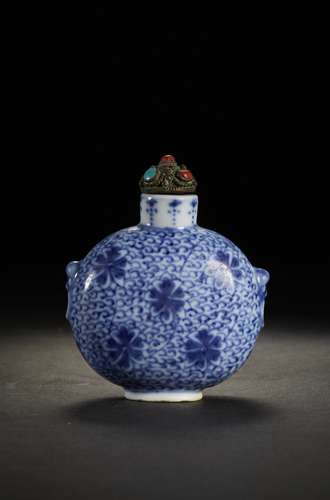 Chinese Blue And White Porcelain Snuff Bottle