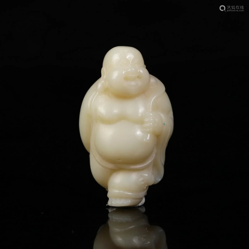 A CHINESE JADE CARVING OF MAITREYA BUDDHA