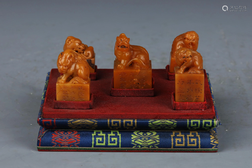 A GROUP OF CHINESE SOAPSTONE CARVED BEAST SEALS