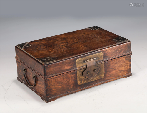 A CHINESE HARDWOOD RECTANGULAR LIDDED BOX